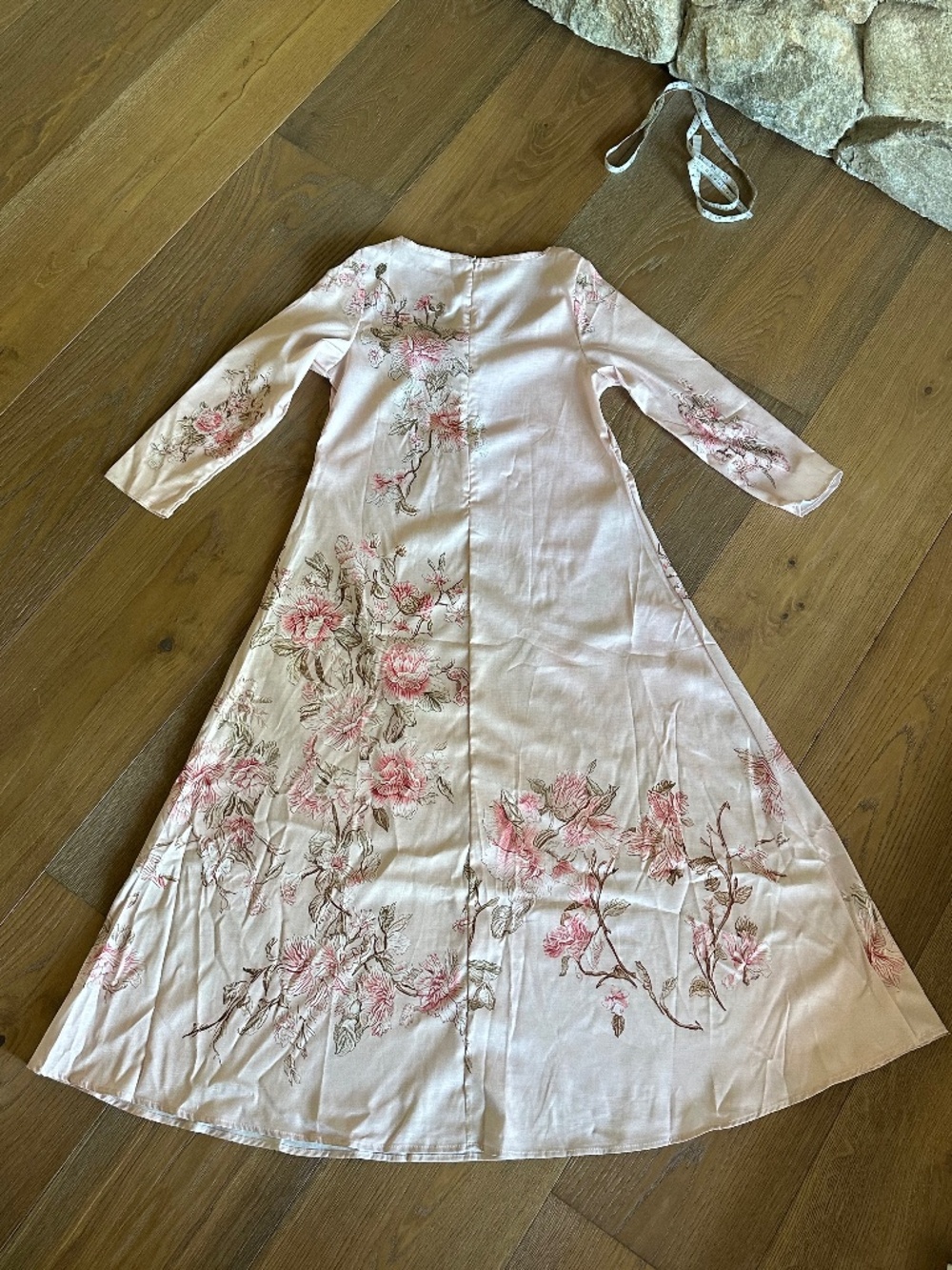 Wrenoin Pink Floral Midi Dress Sz M NWT Scoop Neck Floral Dress - Picture 13 of 16